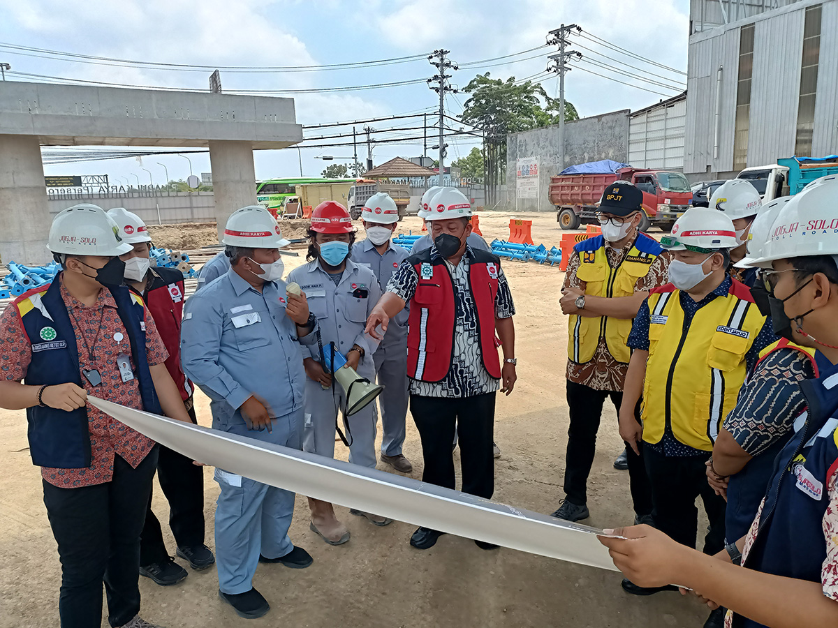 Kunjungan Kepala Badan Pengatur Jalan Tol beserta rombongan ke Lokasi proyek Jalan Tol Solo-Yogyakarta- YIA
